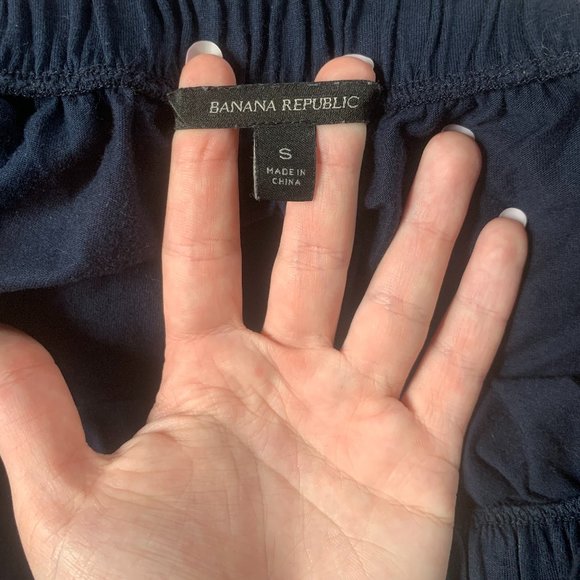 Banana Republic Puffy Sleeve Peasant Top in Navy - Picture 4 of 5